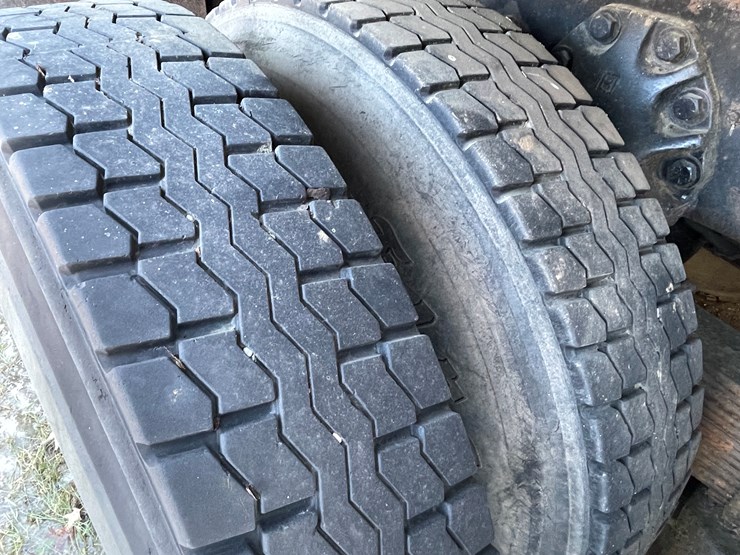 #13013-•-1977-ford-dump-truck-(has-wi-title)-image-52