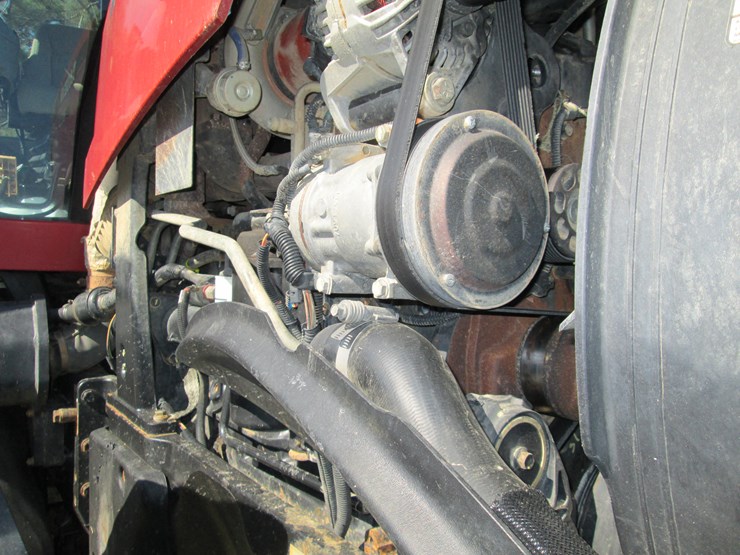 case-ih-magnum-305-image-27