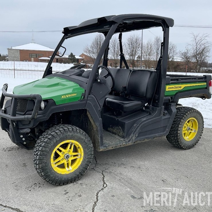 2024 JOHN DEERE GATOR