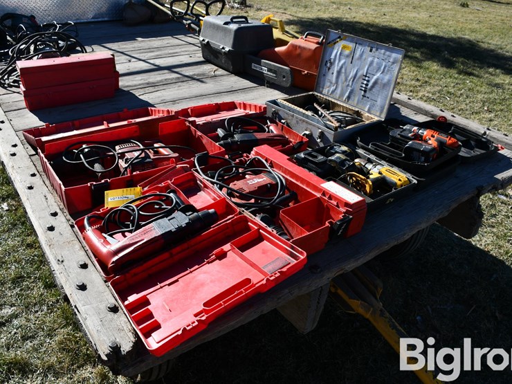 lot-of-power-tools-image-1