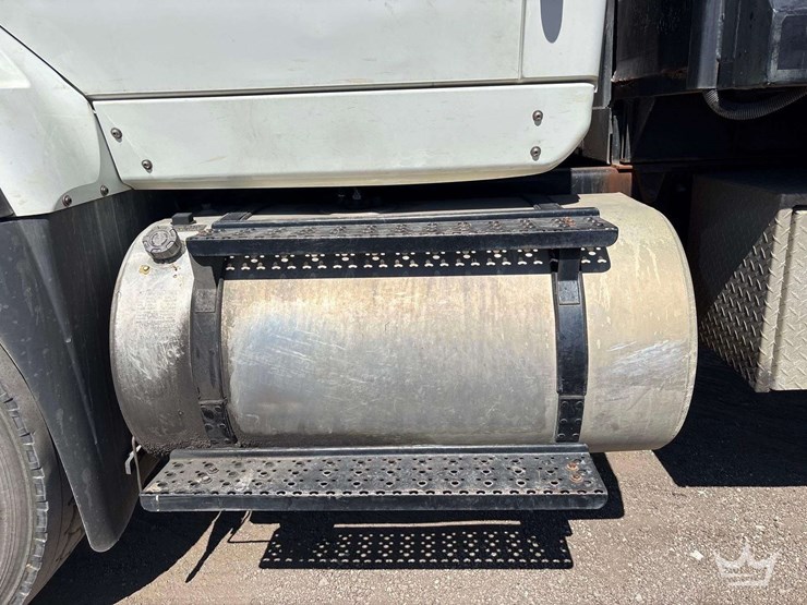 2015-international-workstar-7500-image-25