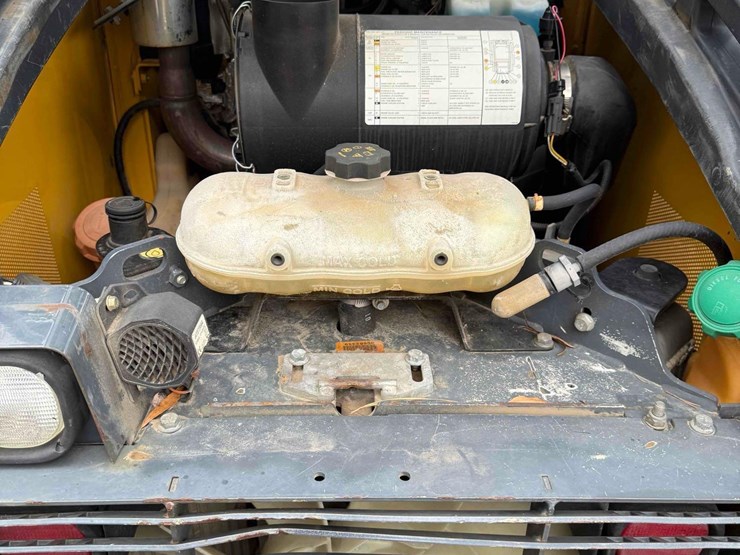 2016-deere-333e-image-5