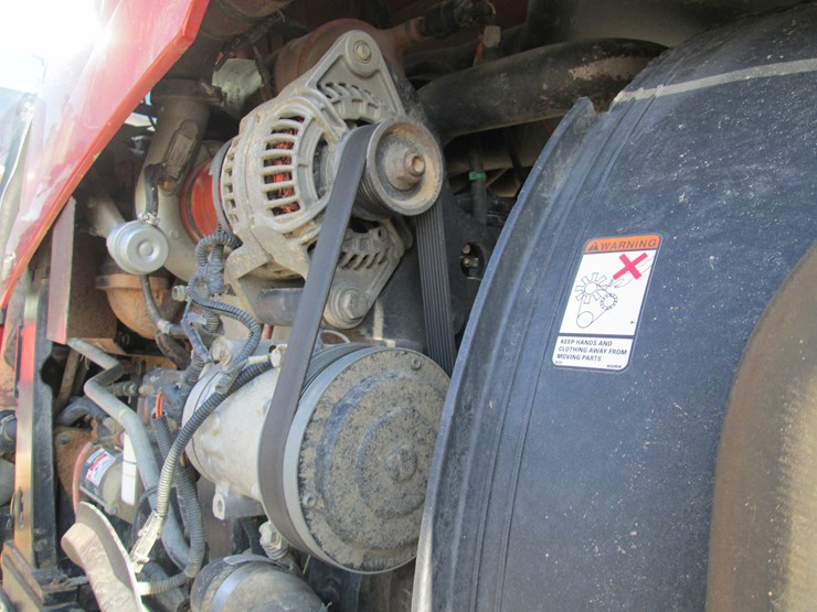 case-ih-magnum-305-image-27