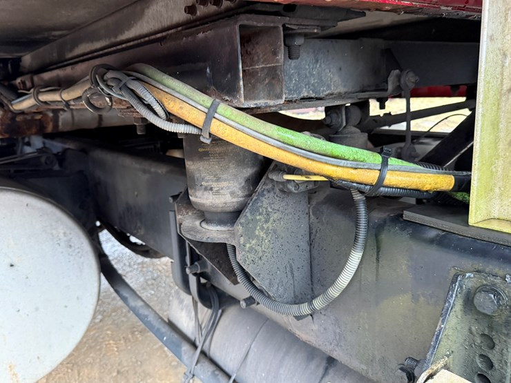 2007-caterpillar-c13-image-31