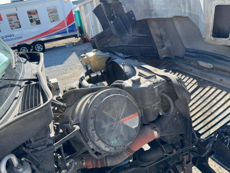 2007-international-7400-image-28