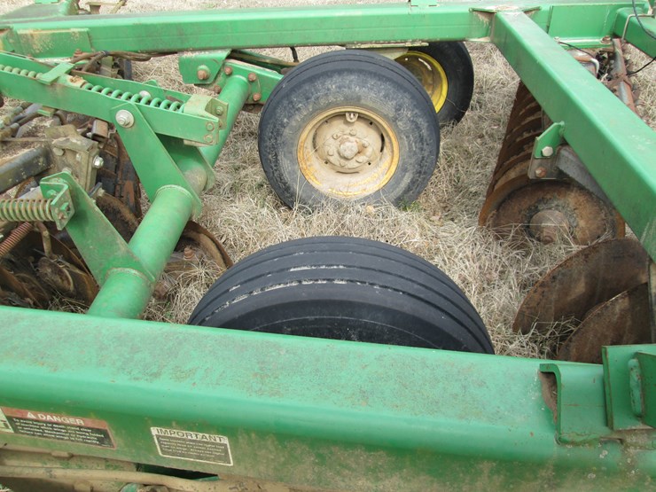 john-deere-637-image-8