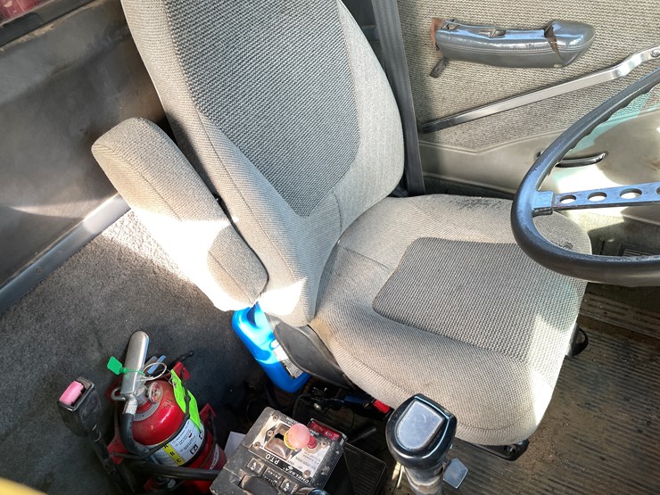 1994-ford-lts9000-image-33