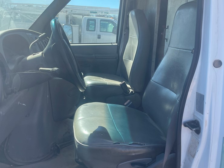 #1267-•-1997-ford-box-truck-(peralta,-nm)-image-15