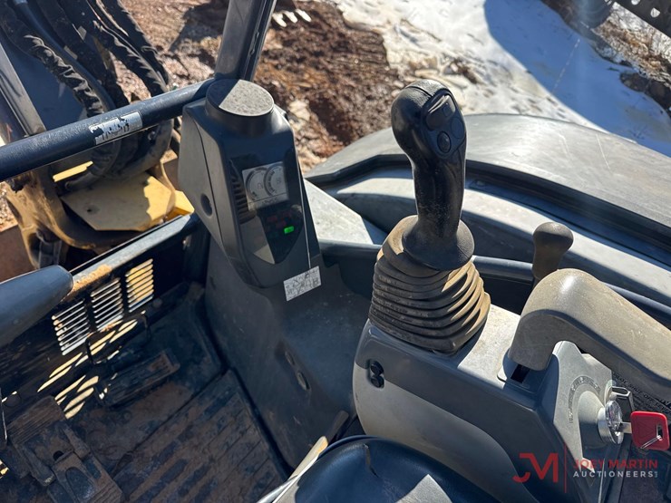 2013-deere-50d-image-22