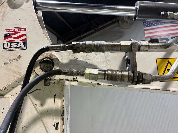 2019-bobcat-e35i-image-35