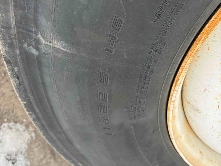 2011-international-digger-derrick-truck-image-10