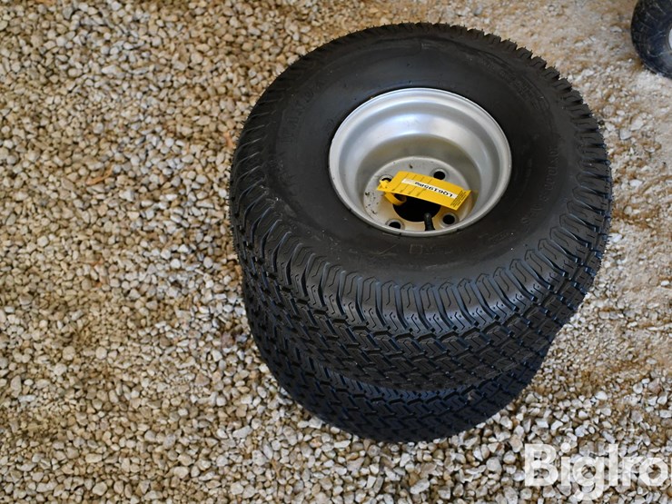 wanda-20x10.00-8-tire-on-4-bolt-rim-image-1