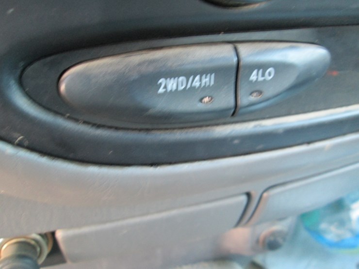2000-toyota-tundra-image-33