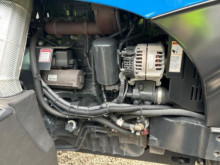 2022-new-holland-ts6.140-image-10