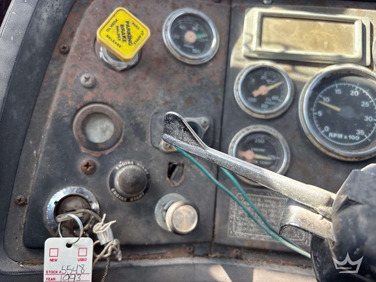 1993-ford-ls9000-image-16