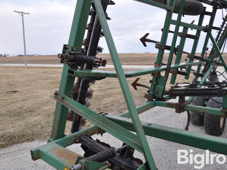 glencoe-27'-mulch-finisher-image-16