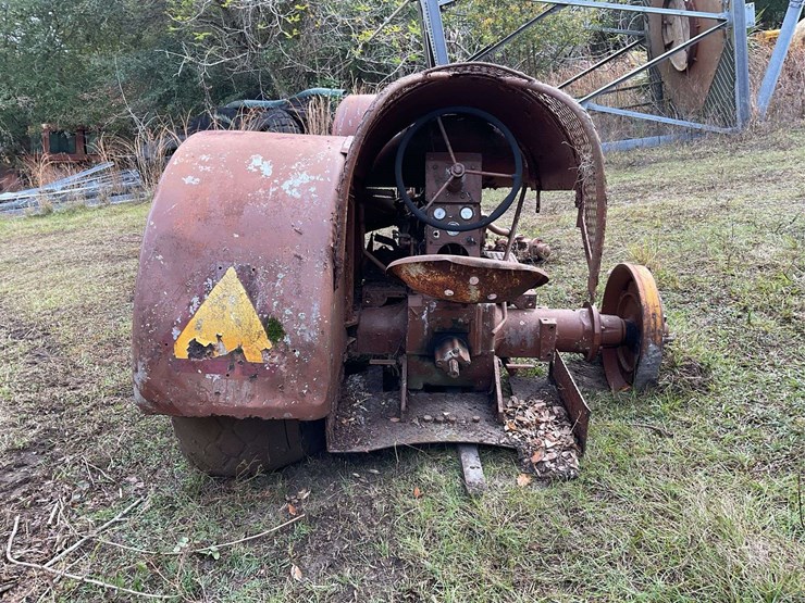 minneapolis-moline-jet-star-orchard-image-5