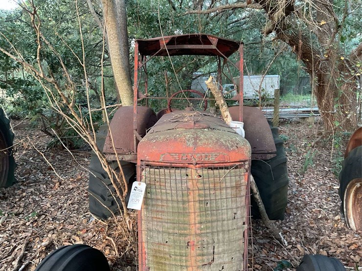 case-parts-tractor-image-4