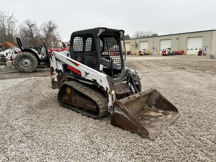 2017-bobcat-t450-image-6