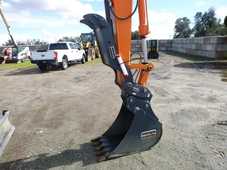 2023-develon-dx85r-3-hydraulic-excavator-image-24