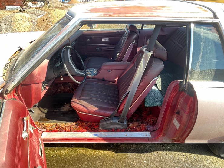 #13066-•-1977-ford-ltdll-(no-title)-image-31