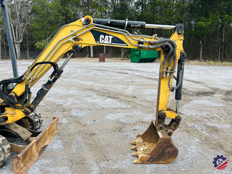 2002-caterpillar-301.5-image-24