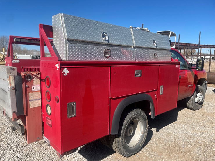 #1258-•-2011-chevrolet-3500hd-(peralta,-nm)-image-17