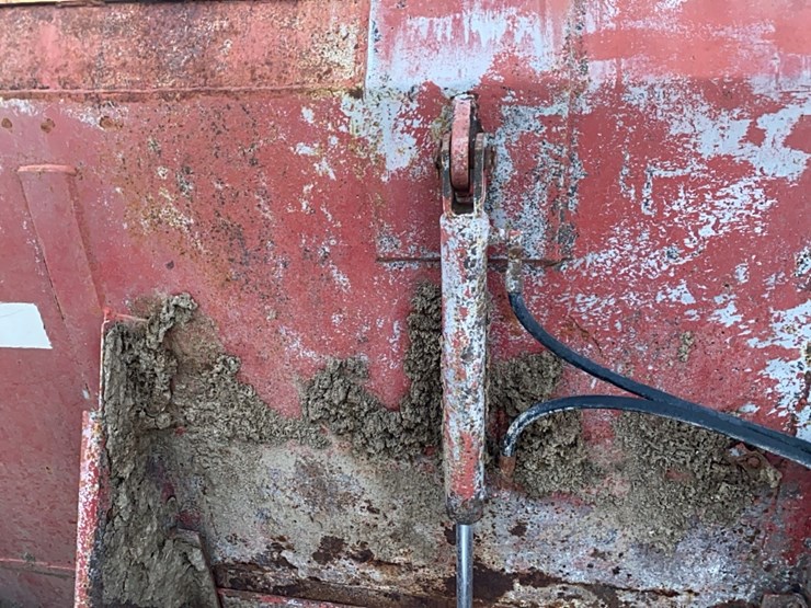 new-holland-3118-image-14