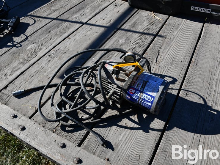 campbell-hausefeld-portable-air-compressor-image-1