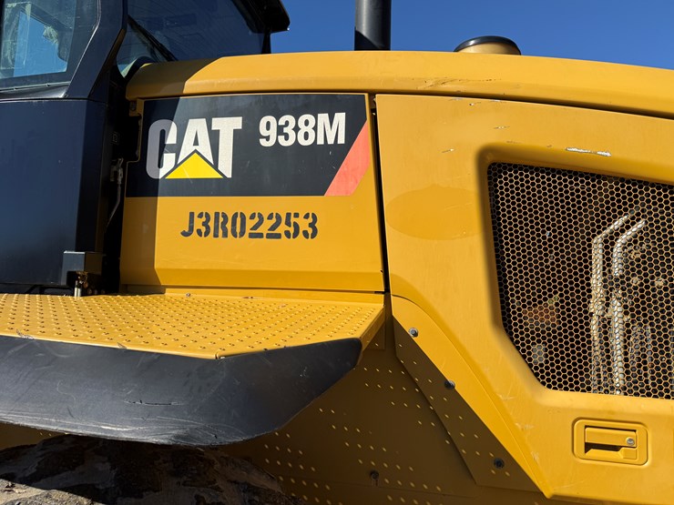 2016-caterpillar-938m-image-30