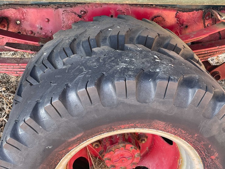 1976-ford-f350-image-16