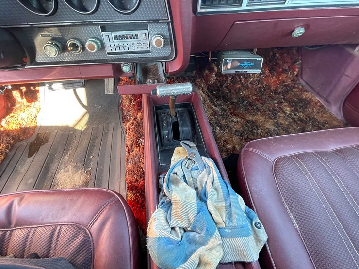 #13066-•-1977-ford-ltdll-(no-title)-image-45