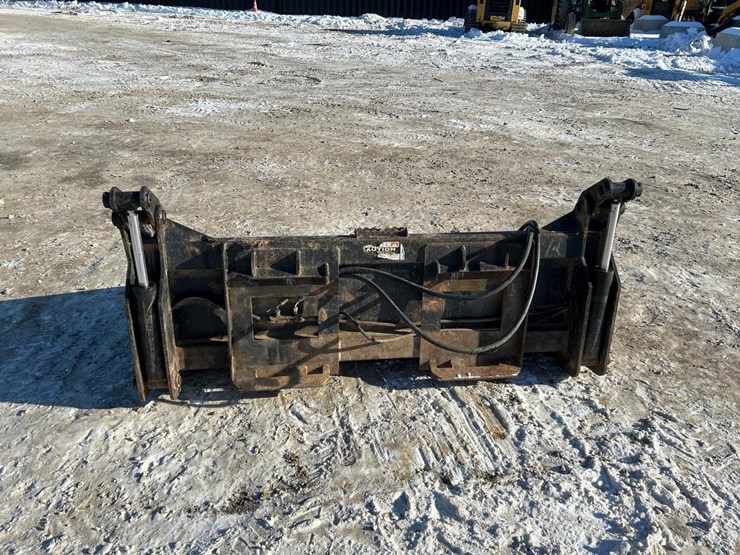 72”-4-in-1-skid-steer-bucket-image-4