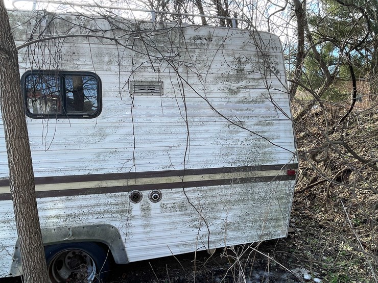 #13021-•-1977-mallard-coach-(no-title)-image-23