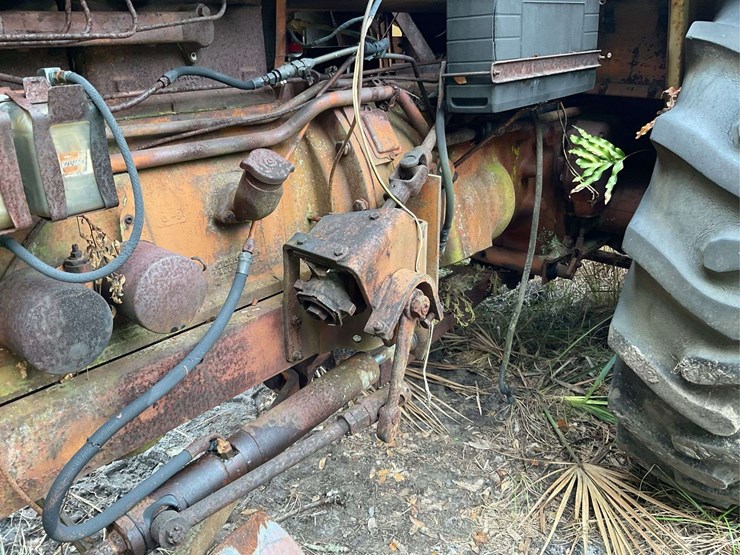 minneapolis-moline-g707-image-30