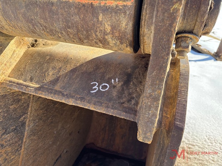 hitachi-zx350-lc-5n-image-11