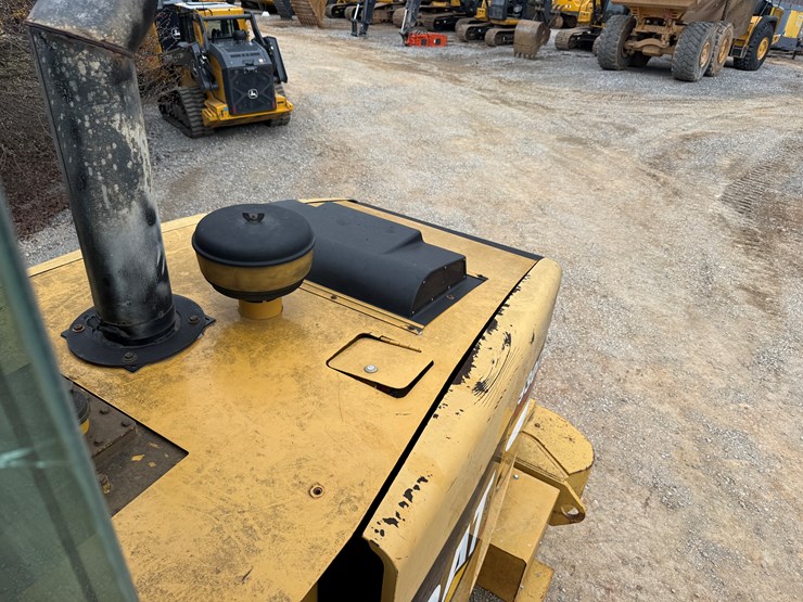 caterpillar-930g-image-75