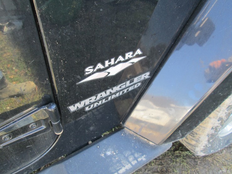 2010-jeep-wrangler-image-11