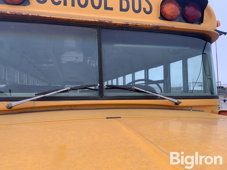 1987-chevrolet-bluebird-image-13