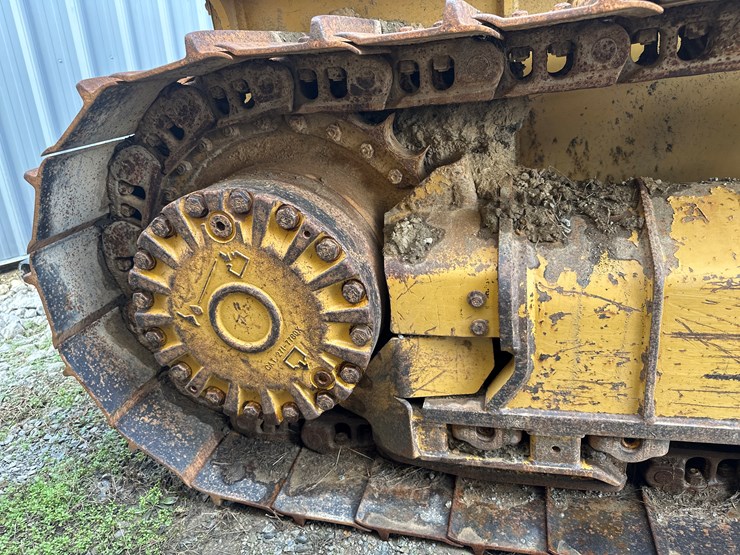 caterpillar-d5k-image-50