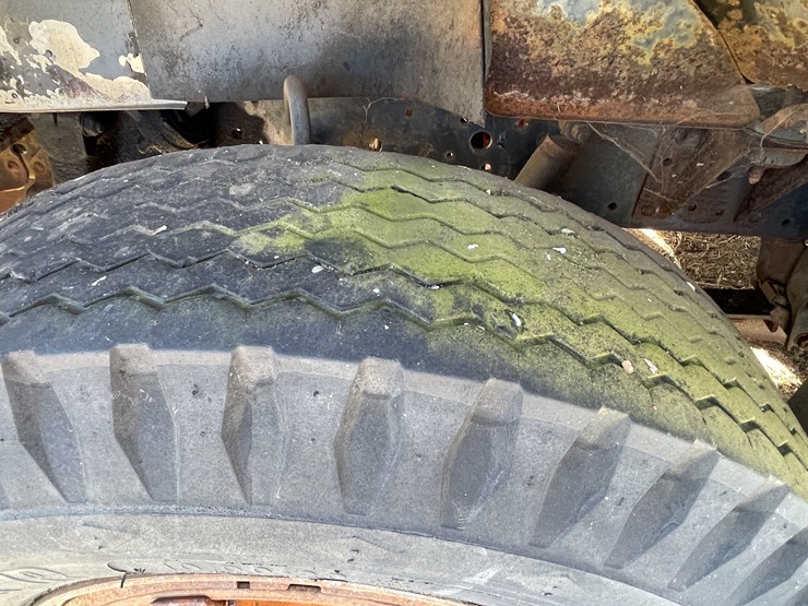 #13018-•-1974-gmc-6500-tractor-(has-wi-title)-image-10