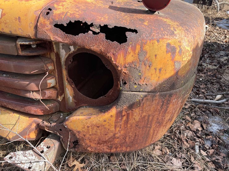 #13026-•-(1)-vintage-truck-and-(2)-vintage-cars-(no-title)-image-11