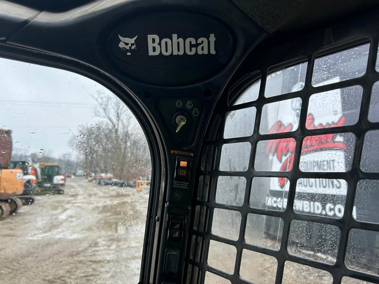 2021-bobcat-t770-image-26