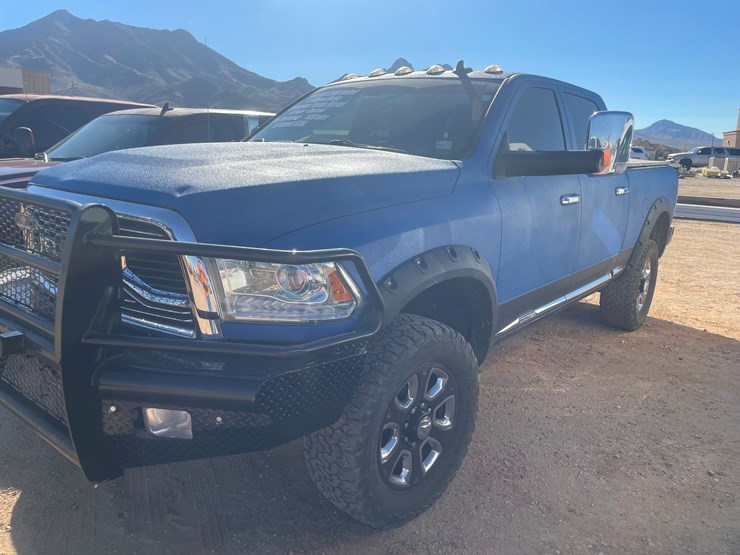 2018-dodge-2500-image-2