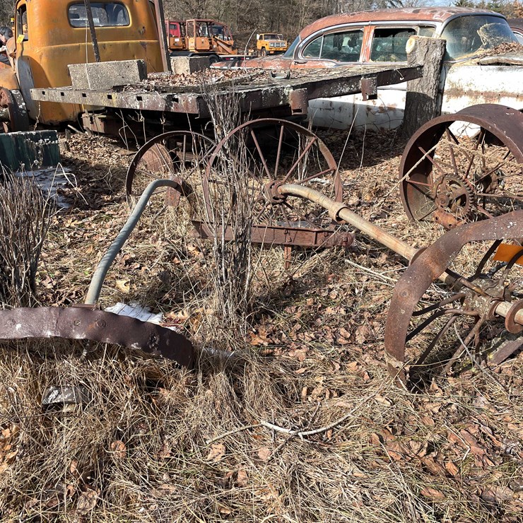 #13027 • Vintage Farming Equipment