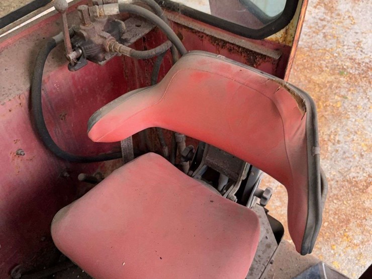 massey-ferguson-95-image-12