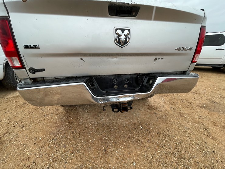 2014-dodge-2500-image-39