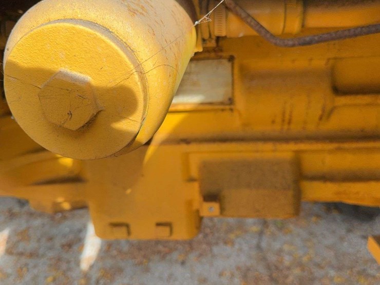 minneapolis-moline-g1000-image-48