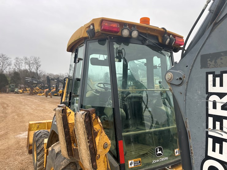 2011-deere-310sj-image-49