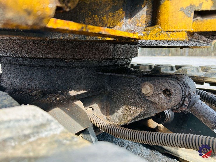 2002-caterpillar-301.5-image-38